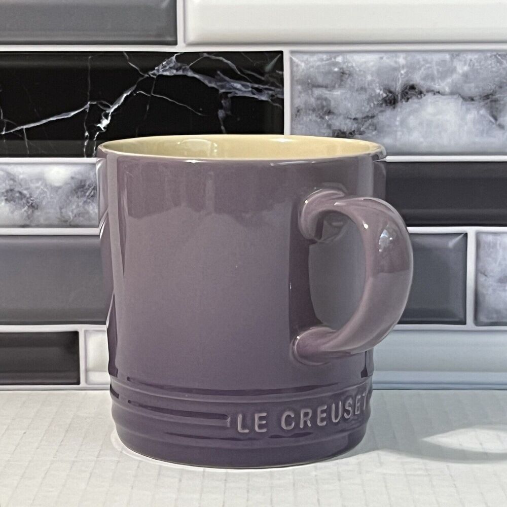 Le Creuset Ultra Violet 12 oz Stoneware Coffee Mug Ribbed Ombre Purple Lux